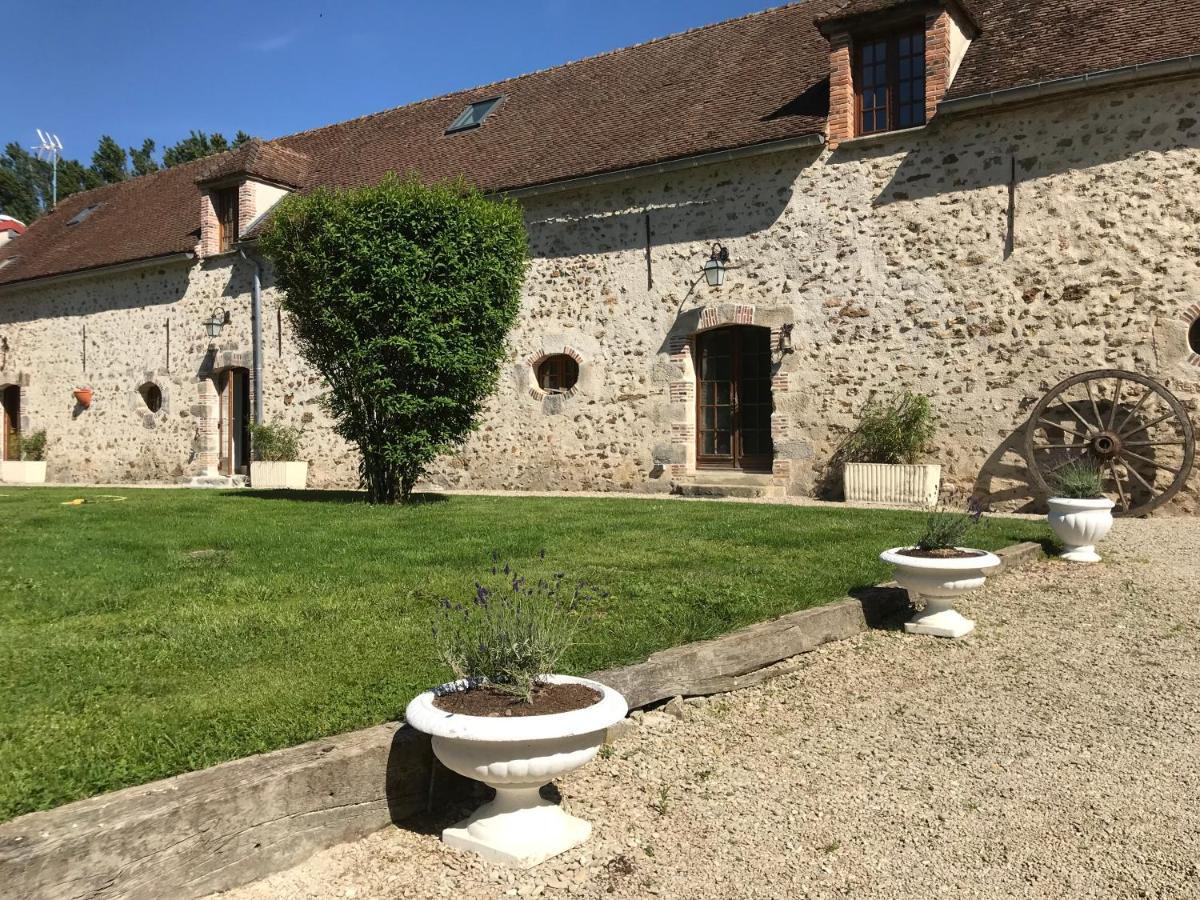 Gite De L'Homme Blanc Soizy-aux-Bois Exterior photo
